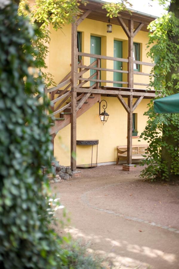 Gasthaus Und Pension "Zum Hauenden Schwein" Вёрлиц Экстерьер фото