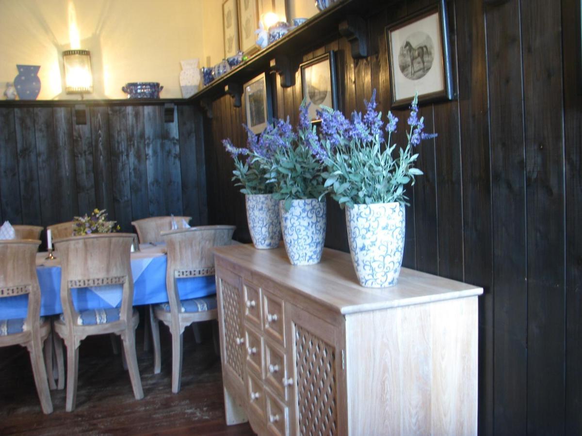 Gasthaus Und Pension "Zum Hauenden Schwein" Вёрлиц Экстерьер фото